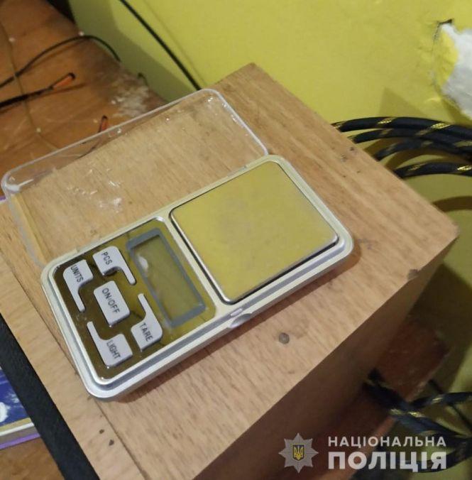 У Барському районі 33-річний чоловік організував нарколабораторію, фото №2 на сайті 20minut.ua