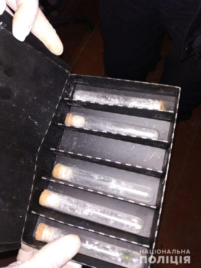 У Барському районі 33-річний чоловік організував нарколабораторію, фото №5 на сайті 20minut.ua
