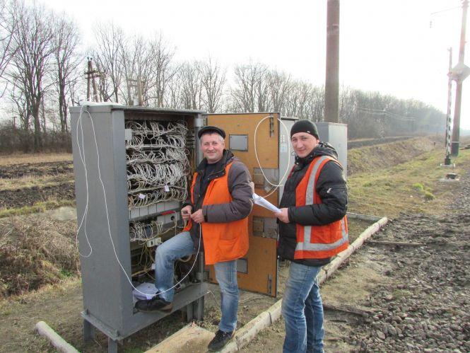 Новини Козятина - фото з Непрохідні калюжі та усміхнені люди. Фоторепортаж з вулиць міста Непрохідні калюжі та усміхнені люди. Фоторепортаж з вулиць міста, фото №2 на сайті 20minut.ua