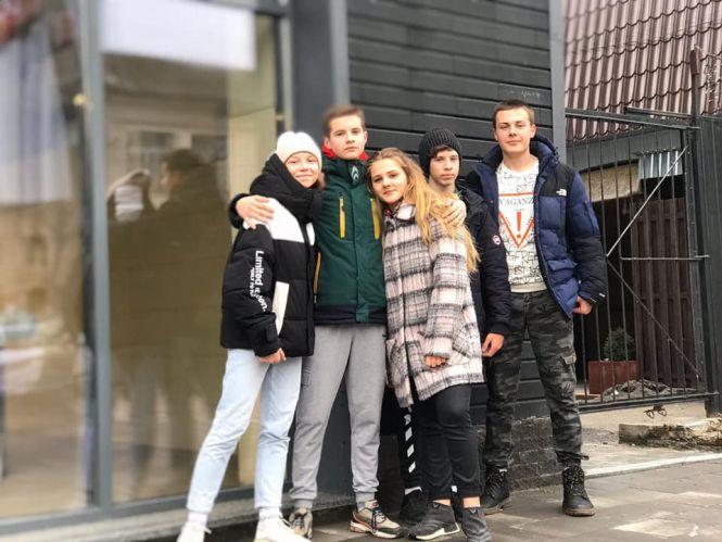 Новини Козятина - фото з «Крокодайл під соусом»: як козятинська молодь змагалась у квесті «Крокодайл під соусом»: як козятинська молодь змагалась у квесті, фото №6 на сайті 20minut.ua