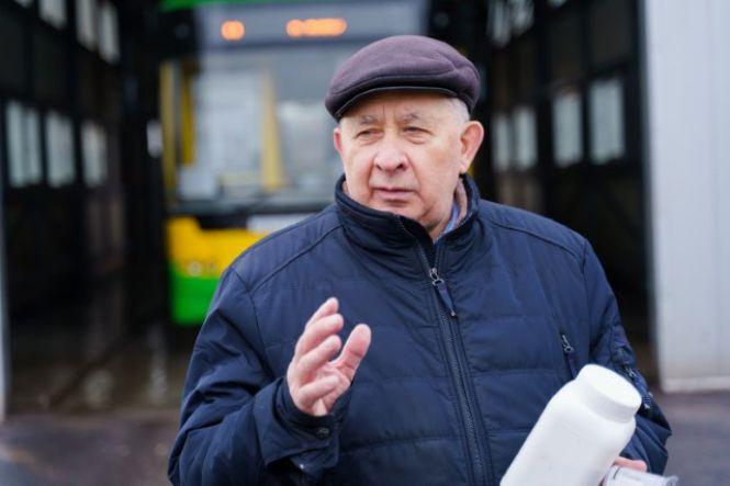 Новини Вінниці - фото з Чи загрожує коронавірус? Показали, як дезінфікують громадський транспорт Чи загрожує коронавірус? Показали, як дезінфікують громадський транспорт, фото №2 на сайті 20minut.ua