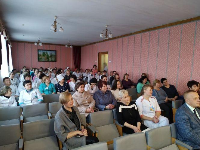 Новини Козятина - фото з Жіночий колектив центральної районної лікарні привітали з 8 Березня Жіночий колектив центральної районної лікарні привітали з 8 Березня, фото №1 на сайті 20minut.ua