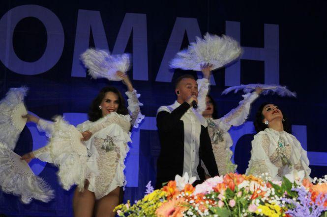Новини Козятина - фото з Ексклюзив: Співак Роман Скорпіон вітає козятинчанок з 8 березня (ВІДЕО) Ексклюзив: Співак Роман Скорпіон вітає козятинчанок з 8 березня (ВІДЕО), фото №14 на сайті 20minut.ua