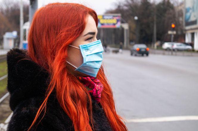 Новини Вінниці - фото з Готуємось до коронавірусу: як вінничани реагують на людину в масці Готуємось до коронавірусу: як вінничани реагують на людину в масці, фото №5 на сайті 20minut.ua