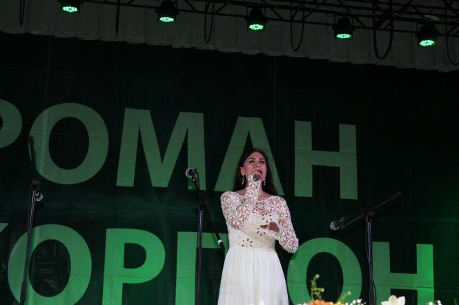 Новини Козятина - фото з Ексклюзив: Співак Роман Скорпіон вітає козятинчанок з 8 березня (ВІДЕО) Ексклюзив: Співак Роман Скорпіон вітає козятинчанок з 8 березня (ВІДЕО), фото №9 на сайті 20minut.ua