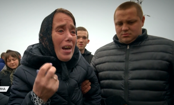 Новини Хмельницького - фото з “Злетіли навіть носки”: деталі моторошної аварії з поліцейським на Хмельниччині “Злетіли навіть носки”: деталі моторошної аварії з поліцейським на Хмельниччині, фото №4 на сайті vsim.ua