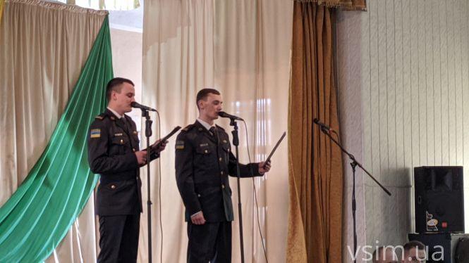 Майстер-клас від прикордонників: як потрібно вітати колег з 8 березня, фото №6 на сайті vsim.ua