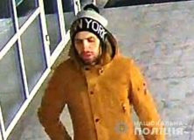 Може бути причетним до шахрайства в «Мирі»: просять впізнати хлопця на фото, фото №1 на сайті 20minut.ua