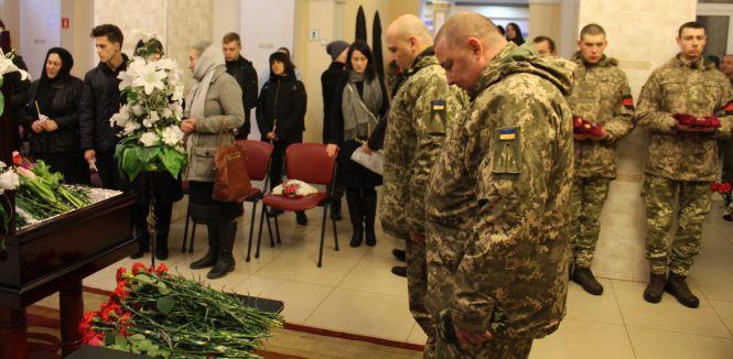 Новини Вінниці - фото з «Він вивів з Іловайська 55 бійців». Народився в Грузії, проживав у Донецьку, поховали у Вінниці «Він вивів з Іловайська 55 бійців». Народився в Грузії, проживав у Донецьку, поховали у Вінниці, фото №5 на сайті 20minut.ua