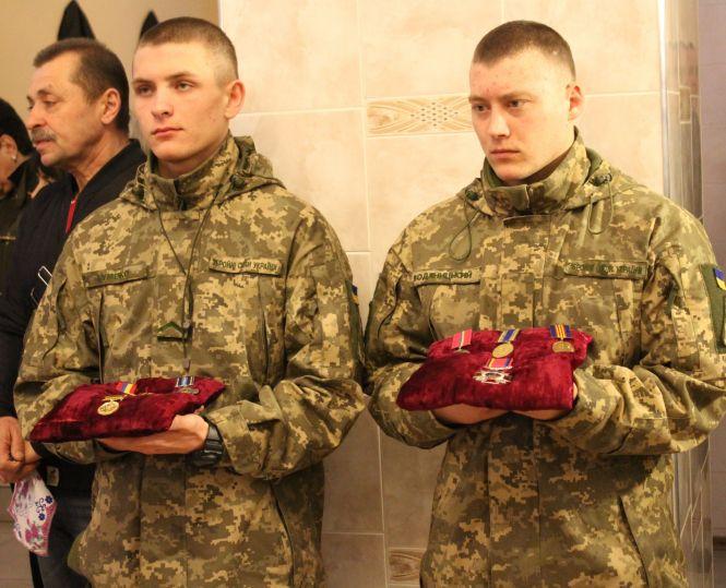 Новини Вінниці - фото з «Він вивів з Іловайська 55 бійців». Народився в Грузії, проживав у Донецьку, поховали у Вінниці «Він вивів з Іловайська 55 бійців». Народився в Грузії, проживав у Донецьку, поховали у Вінниці, фото №4 на сайті 20minut.ua