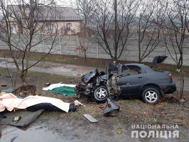 Новини Хмельницького - фото з BMW влетів у Lanos хмельничанина. У ДТП загинули 3 дорослих та немовля (ФОТО) BMW влетів у Lanos хмельничанина. У ДТП загинули 3 дорослих та немовля (ФОТО), фото №4 на сайті vsim.ua