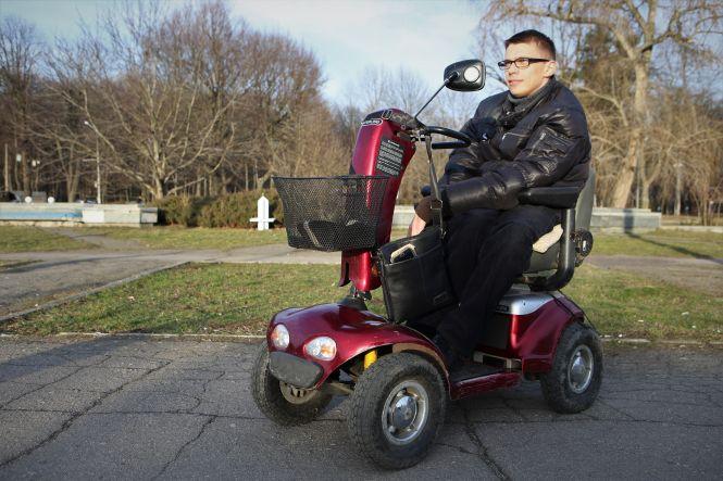 Новини Вінниці - фото з «Я можу небагато, але точно можу хоч щось». Три історії про людей, які втратили можливість ходити «Я можу небагато, але точно можу хоч щось». Три історії про людей, які втратили можливість ходити, фото №9 на сайті 20minut.ua