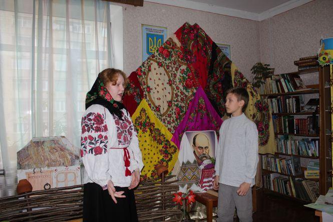 Новини Козятина - фото з Читали твори Шевченка і показували сценки з його життя Читали твори Шевченка і показували сценки з його життя, фото №6 на сайті 20minut.ua