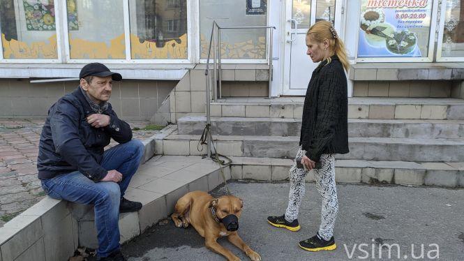 Новини Хмельницького - фото з На Володимирській пітбуль без намордника загриз дорогу чихуахуа На Володимирській пітбуль без намордника загриз дорогу чихуахуа, фото №5 на сайті vsim.ua