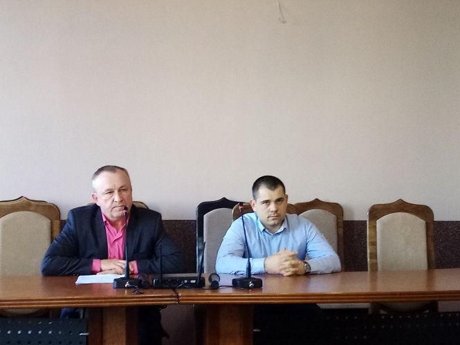 «Це наша земля». Люди проти парковки під вікнами, фото №4 на сайті 20minut.ua