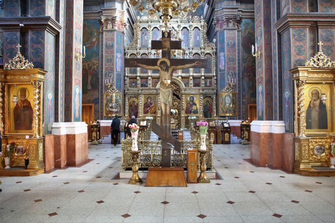 «Це святиня. Вона має бути необробленою»: що говорять у вінницьких храмах про цілування ікон, фото №2 на сайті 20minut.ua