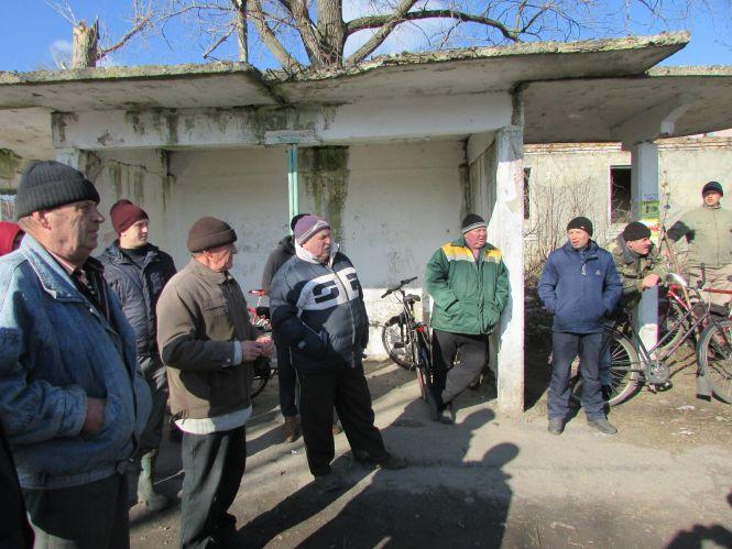 Новини Козятина - фото з «Трофей» і «Клуб козятинських рибалок» вийшли на суботник «Трофей» і «Клуб козятинських рибалок» вийшли на суботник, фото №1 на сайті 20minut.ua