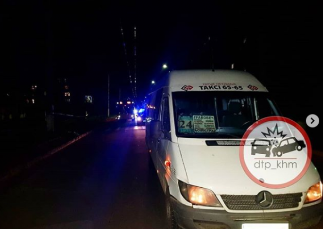 У Хмельницькому маршрутка збила жінку на "зебрі". Вона померла, фото №1 на сайті vsim.ua