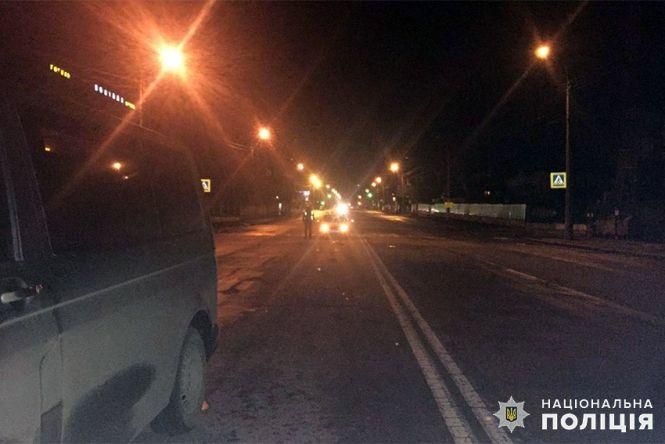 У Хмельницькому маршрутка збила жінку на "зебрі". Вона померла, фото №2 на сайті vsim.ua