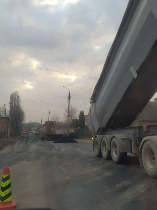 Новини Козятина - фото з Фото дня: як ремонтують вулицю Незалежності