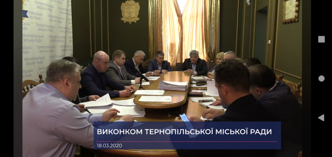 Якщо тернополяни не дотримуватимуться обмеження "10 людей в маршрутці", рух можуть припинити, фото №1 на сайті 20minut.ua