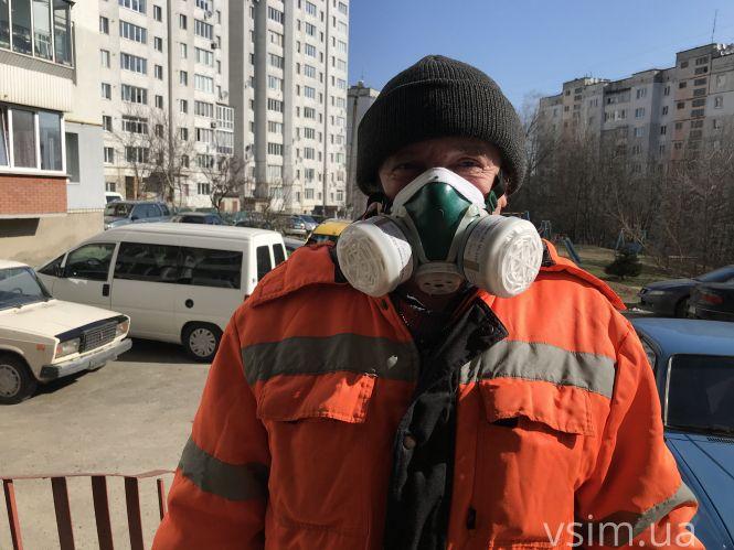 Новини Хмельницького - фото з Дезінфекція від коронавірусу в під'їздах багатоповерхівок Хмельницького: міф чи реальність? Дезінфекція від коронавірусу в під'їздах багатоповерхівок Хмельницького: міф чи реальність?, фото №1 на сайті vsim.ua