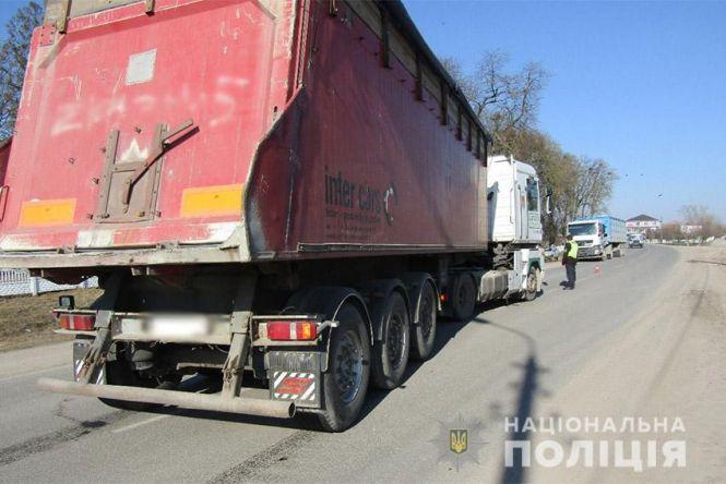 На Хмельниччині вантажівка збила 5-річну дитину, фото №1 на сайті vsim.ua