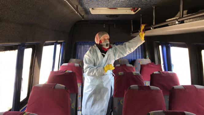 Ми перевірили: як дезінфікують хмельницькі маршрутки (ВІДЕО), фото №4 на сайті vsim.ua