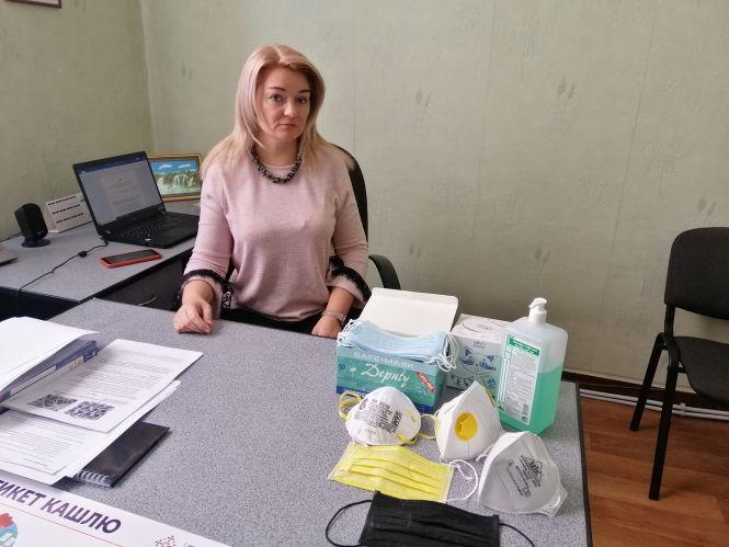 Новини Тернополя - фото з Як обрати правильну маску та зробити її крутим доповненням образу: поради лікаря та стиліста Як обрати правильну маску та зробити її крутим доповненням образу: поради лікаря та стиліста, фото №1 на сайті 20minut.ua