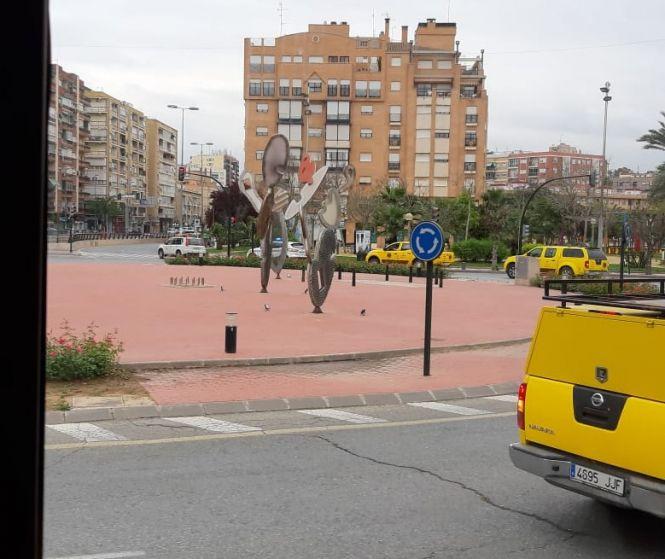 Новини Тернополя - фото з Наші в Іспанії: в різних містах всі щодня о восьмій вечора виходять на балкон та аплодують медикам Наші в Іспанії: в різних містах всі щодня о восьмій вечора виходять на балкон та аплодують медикам, фото №1 на сайті 20minut.ua