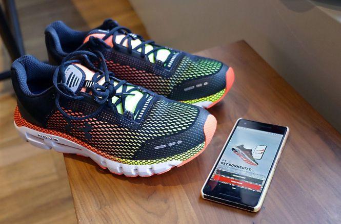 Новини Тернополя - фото з Розумні кросівки та фітнес-браслети: як займатись спортом навіть без спортзалу Розумні кросівки та фітнес-браслети: як займатись спортом навіть без спортзалу, фото №2 на сайті 20minut.ua