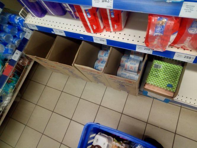 Новини Вінниці - фото з Черги на вулиці, порожній транспорт та дефіцитна сіль. Як переживають карантин на Київській Черги на вулиці, порожній транспорт та дефіцитна сіль. Як переживають карантин на Київській, фото №5 на сайті 20minut.ua