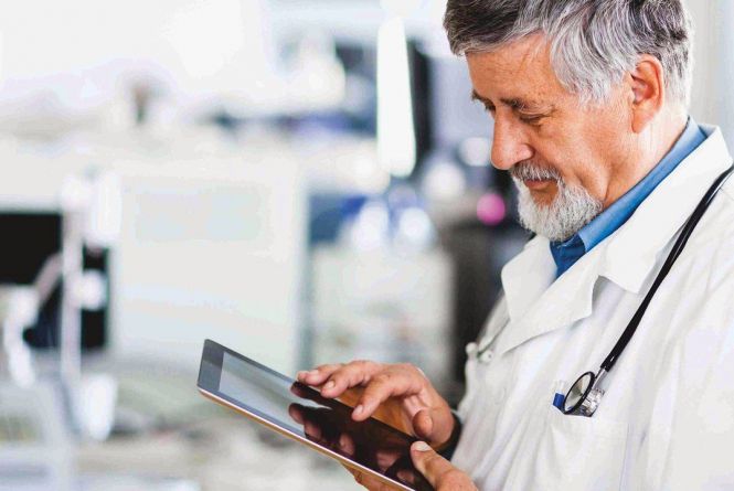 Список лікарів, які онлайн та безкоштовно будуть консультувати хворих