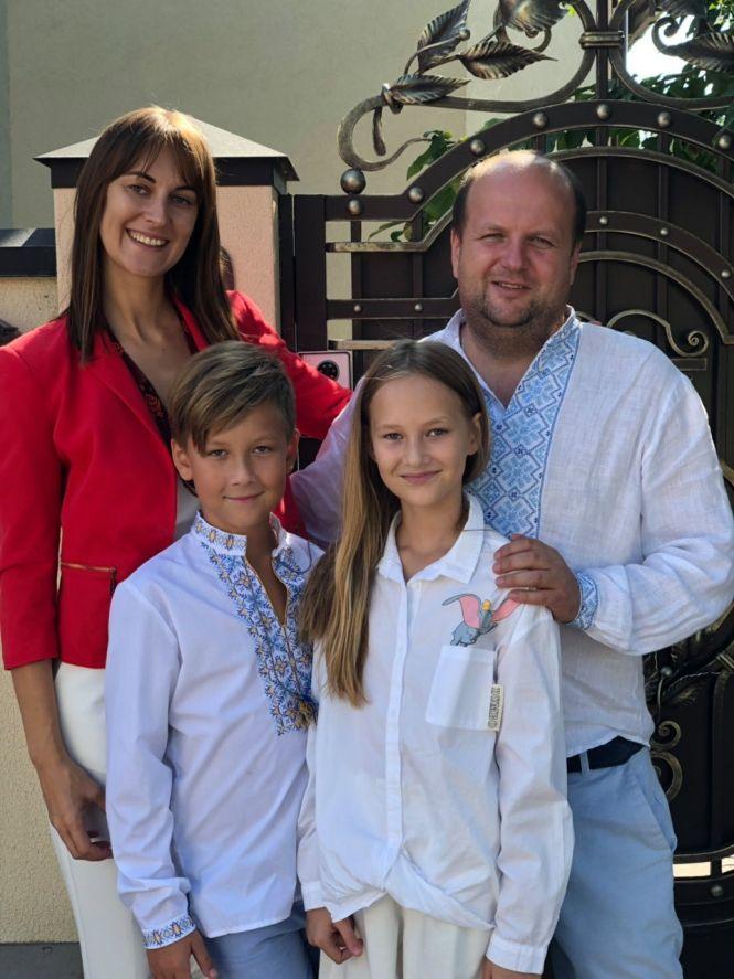 У свій день народження Віктор Бронюк подарував пісню усім донечкам (відео), фото №1 на сайті 20minut.ua