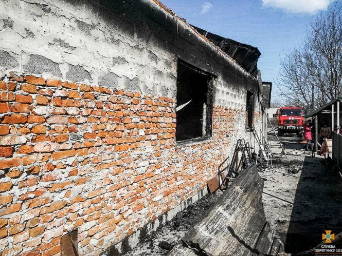Новини Тернополя - фото з У Бучачі згоріли два авто і ще одне - у Теребовлі У Бучачі згоріли два авто і ще одне - у Теребовлі, фото №1 на сайті 20minut.ua