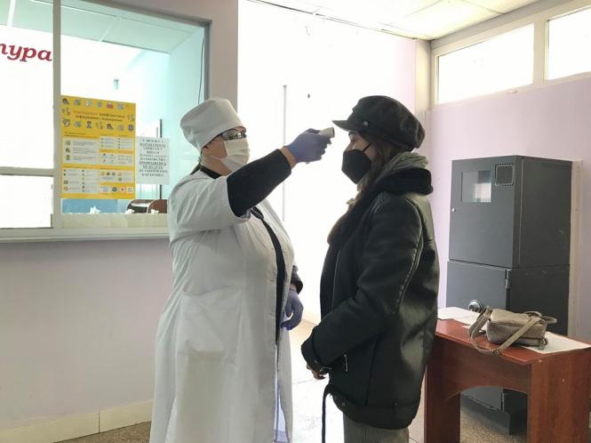 “Чоловік залишається на вулиці”: як працює Хмельницький перинатальний центр під час карантину, фото №1 на сайті vsim.ua