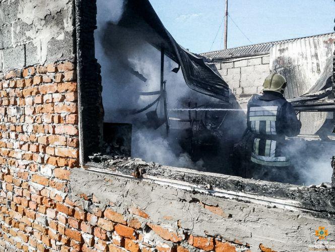 Новини Тернополя - фото з У Бучачі згоріли два авто і ще одне - у Теребовлі У Бучачі згоріли два авто і ще одне - у Теребовлі, фото №2 на сайті 20minut.ua