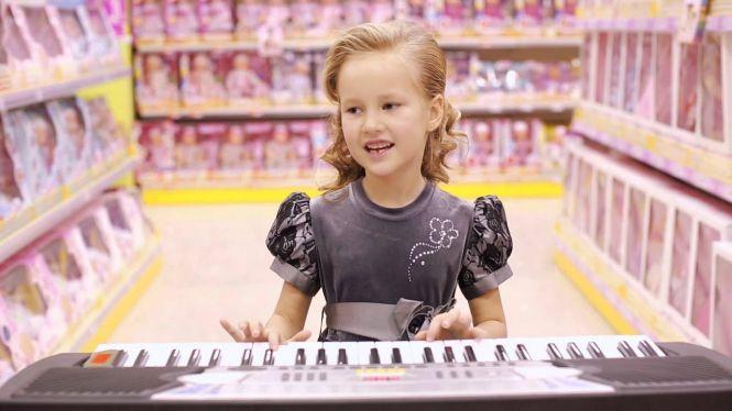 У свій день народження Віктор Бронюк подарував пісню усім донечкам (відео), фото №3 на сайті 20minut.ua