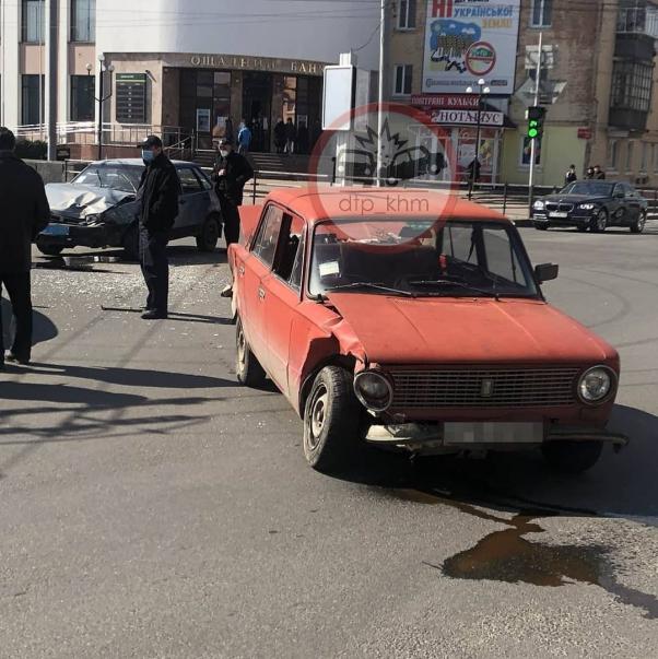 Новини Хмельницького - фото з На Кам’янецькій сталася аварія, якою займається ДБР (ВІДЕО) На Кам’янецькій сталася аварія, якою займається ДБР (ВІДЕО), фото №1 на сайті vsim.ua