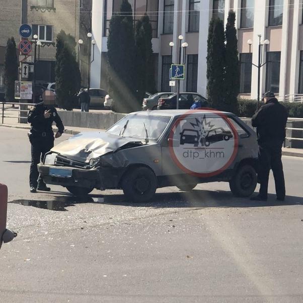 Новини Хмельницького - фото з На Кам’янецькій сталася аварія, якою займається ДБР (ВІДЕО) На Кам’янецькій сталася аварія, якою займається ДБР (ВІДЕО), фото №3 на сайті vsim.ua