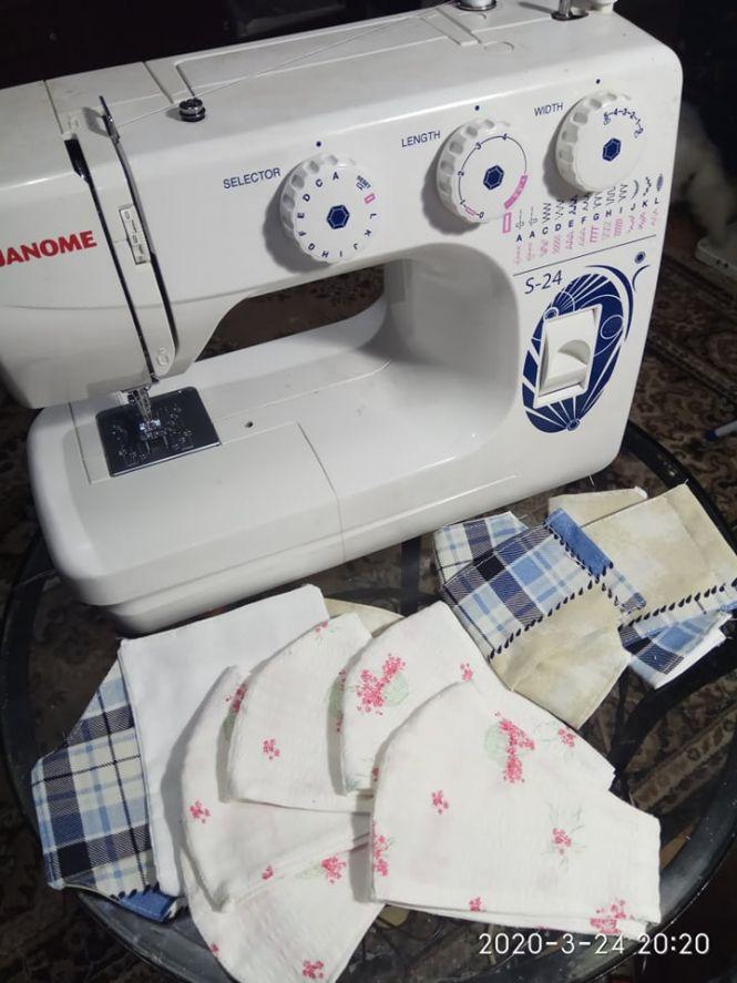 Новини Козятина - фото з Козятинчанка Тетяна Якимова вечорами шиє маски і роздає їх безкоштовно Козятинчанка Тетяна Якимова вечорами шиє маски і роздає їх безкоштовно, фото №1 на сайті 20minut.ua