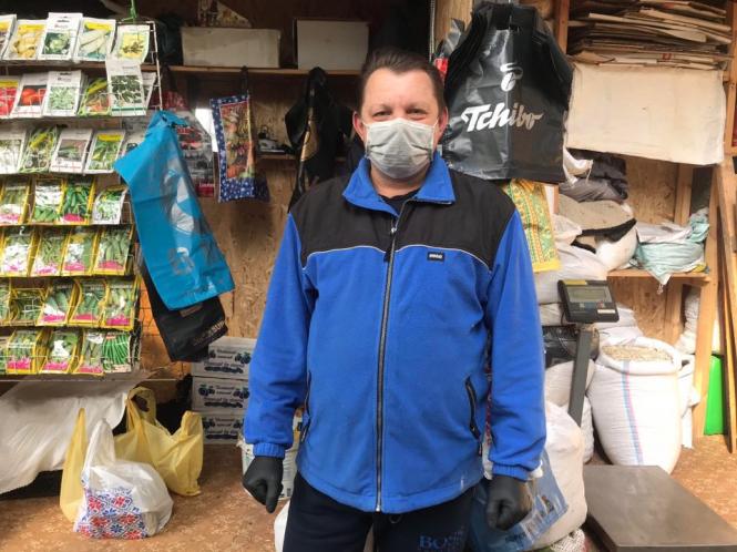 “Відійдіть від мене”: як працює ринок “Ранковий” в умовах карантину, фото №2 на сайті vsim.ua