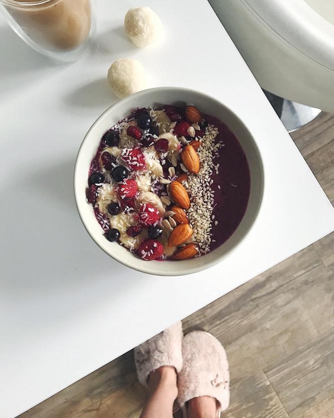 Пити вино, готувати смаколики і проводити час з рідними: ТОП-10 фото із життя тернополян на карантині, фото №8 на сайті 20minut.ua