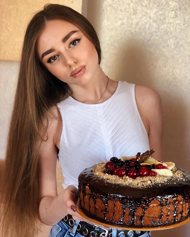 Пити вино, готувати смаколики і проводити час з рідними: ТОП-10 фото із життя тернополян на карантині, фото №3 на сайті 20minut.ua