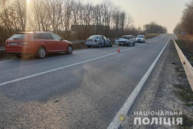 Новини Тернополя - фото з ДТП на Тернопільщині: загинув 75-річний пасажир (ФОТО) ДТП на Тернопільщині: загинув 75-річний пасажир (ФОТО), фото №3 на сайті 20minut.ua