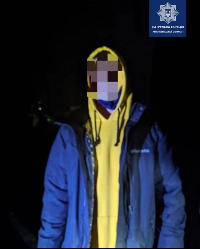 Новини Хмельницького - фото з За добу в Хмельницькому спіймали трьох молодиків з наркотиками За добу в Хмельницькому спіймали трьох молодиків з наркотиками, фото №2 на сайті vsim.ua