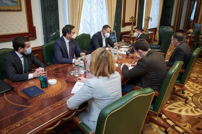 Новини Тернополя - фото з Коронавірус та карантин станом на 31 березня: останнє та важливе (оновлюється) Коронавірус та карантин станом на 31 березня: останнє та важливе (оновлюється), фото №2 на сайті 20minut.ua