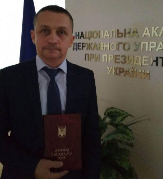 Новини Вінниці - фото з Сітарський пішов з посади голови у заступники. У Вінницькій райраді обрали нового  керівника Сітарський пішов з посади голови у заступники. У Вінницькій райраді обрали нового  керівника, фото №2 на сайті 20minut.ua