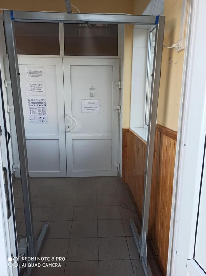 Новини Вінниці - фото з Ноу-хау проти коронавірусу: у Бару встановили дезінфікуючу рамку у лікарні Світлина від ПрАТ "Барський машинобудівний завод".