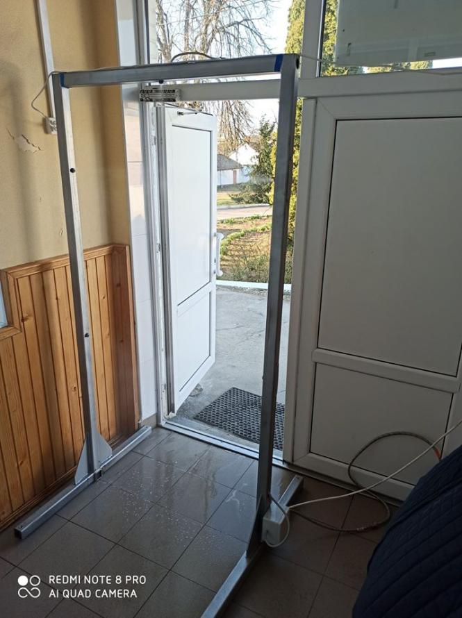 Новини Вінниці - фото з Ноу-хау проти коронавірусу: у Бару встановили дезінфікуючу рамку у лікарні Світлина від ПрАТ "Барський машинобудівний завод".